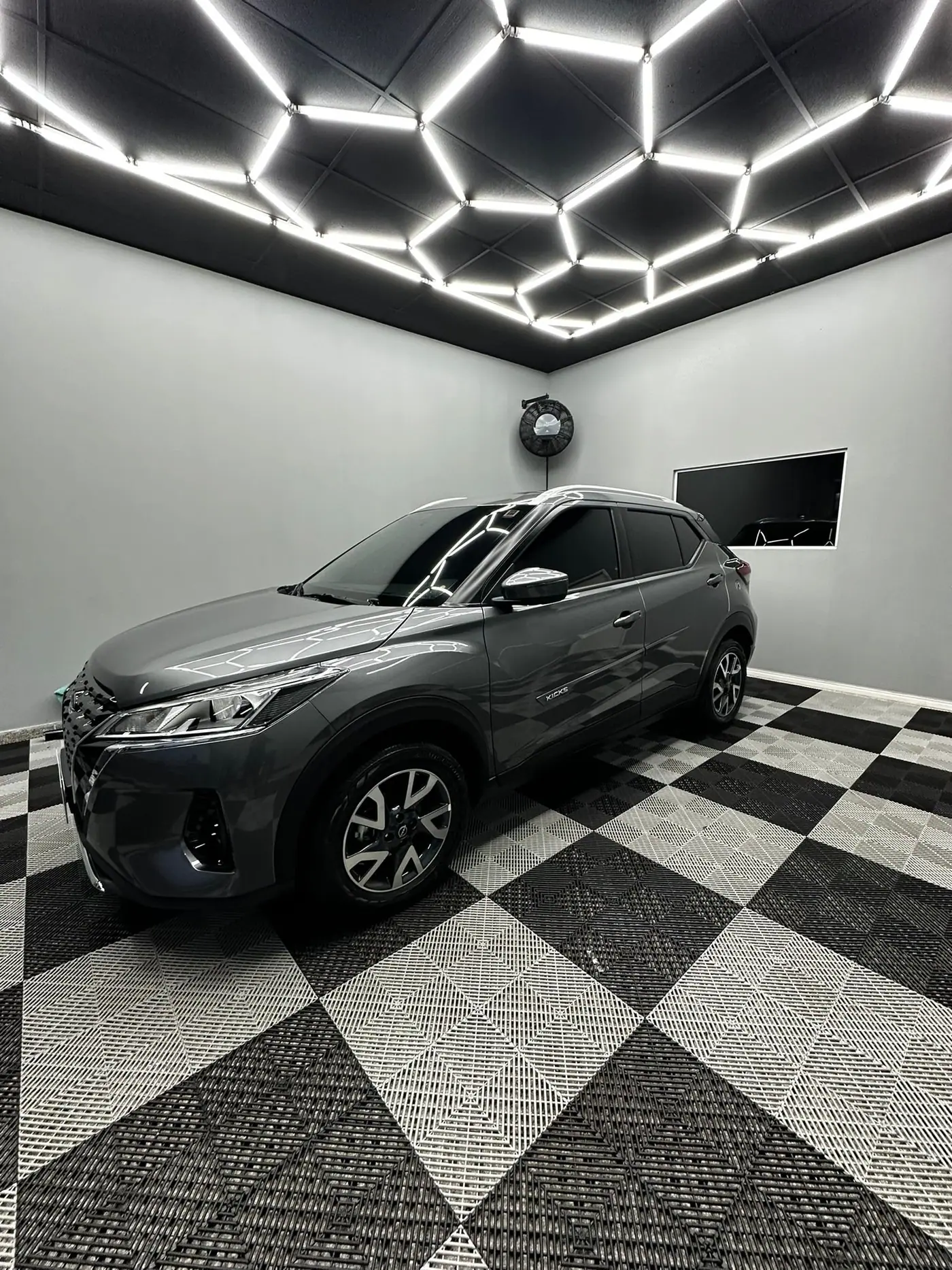 Insulfilm Automotivo: trabalho com película